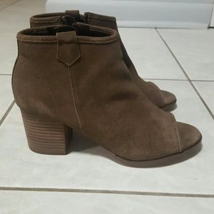 Sole Society Bambi peep toe booties